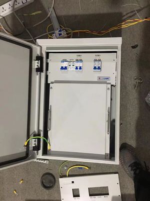 50Hz / 60Hz Außenenergiespeichersystem IP55 Stromversorgungskabinett
